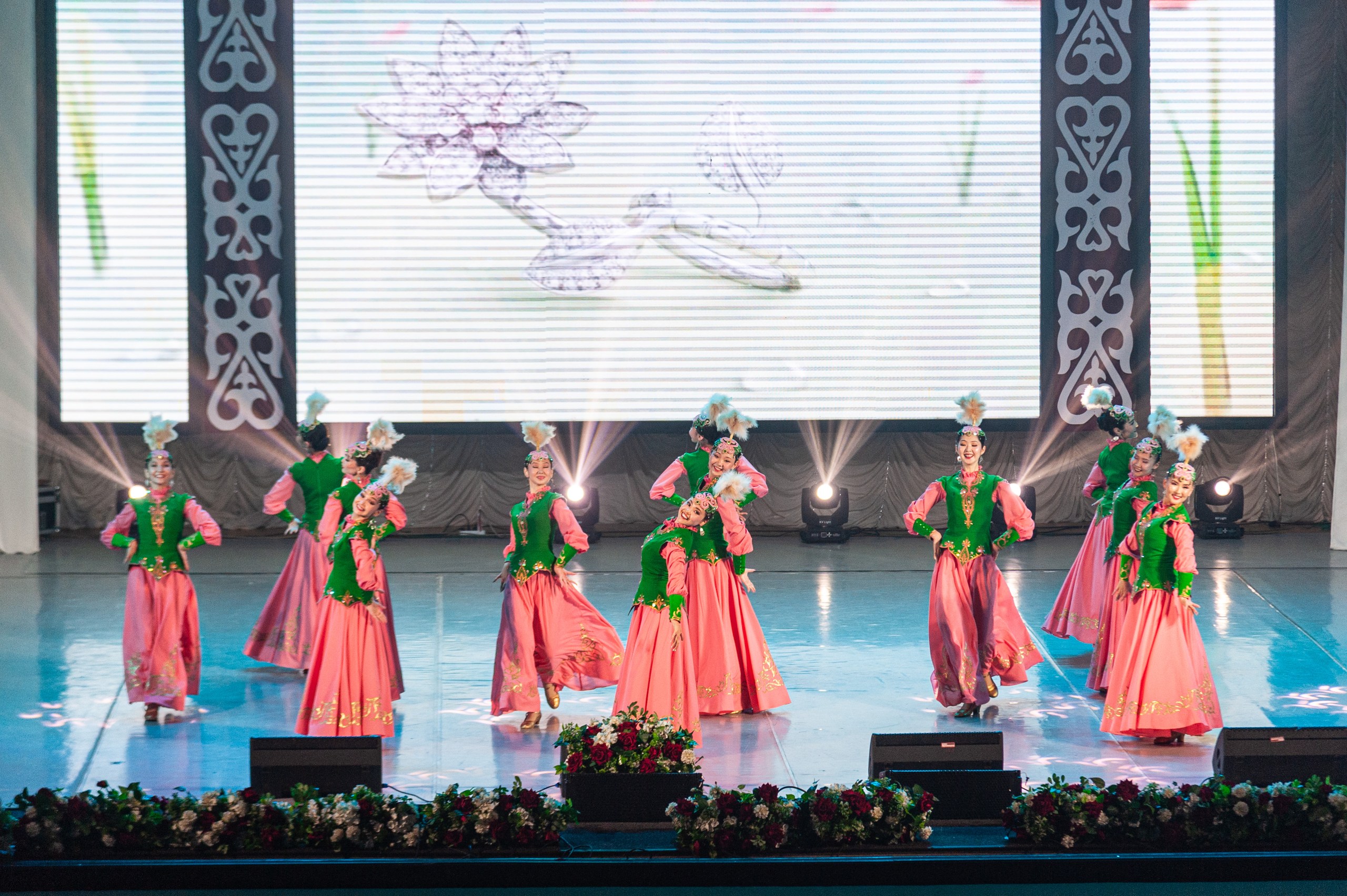 "Акку кыздар"