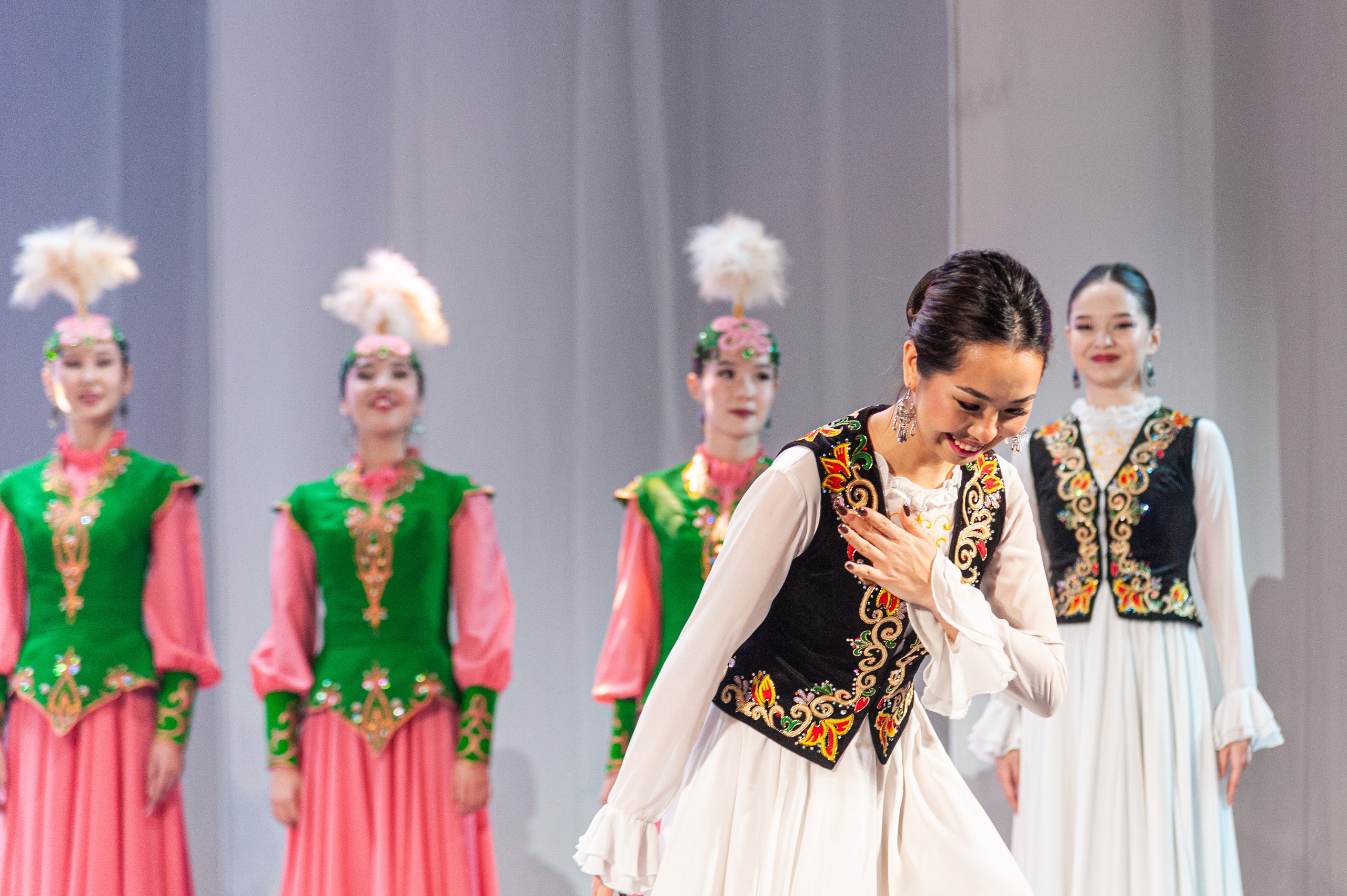 "Акку кыздар"